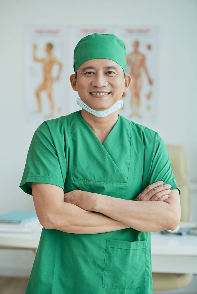 surgeon at office 2021 08 30 02 34 33 utcjpg Advanced Health Laser surgeon at office 2021 08 30 02 34 33 utc.jpg