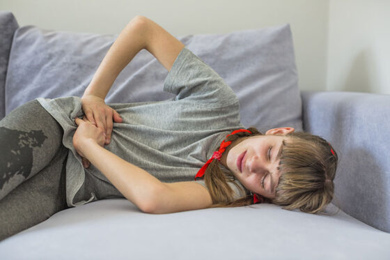ill girl feeling pain 560x373jpg