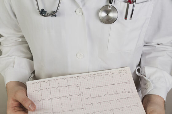 doctor with checklist 560x373jpg